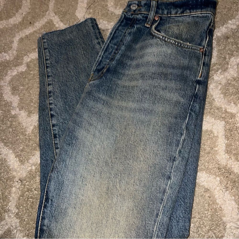 We The Free Blue Straight Jeans size 29